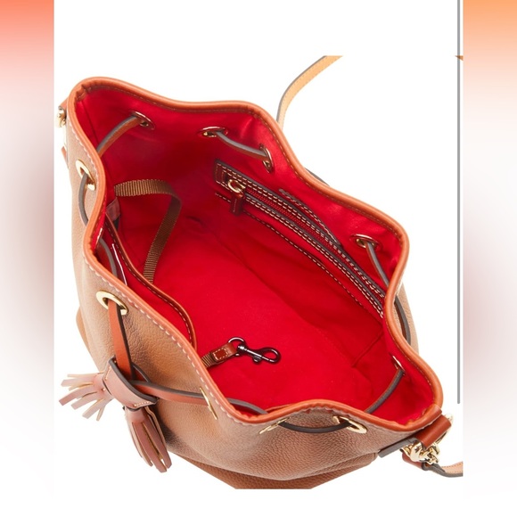 Bucket bag with wallet - Picture 2 of 10